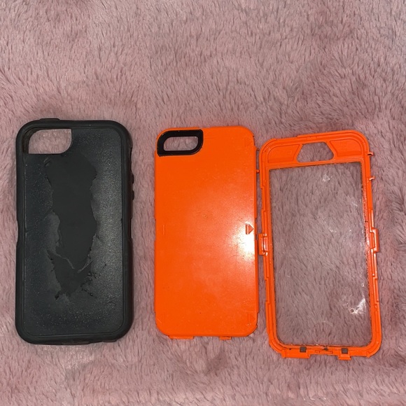 iPhone 5 otter box case - Picture 2 of 2